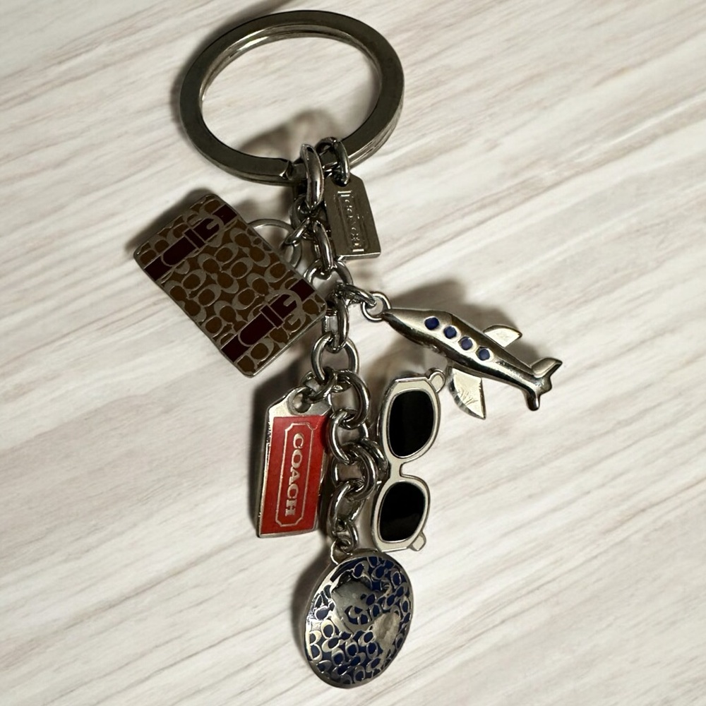 Vintage Coach Traveler Silver Key Chain NWOT